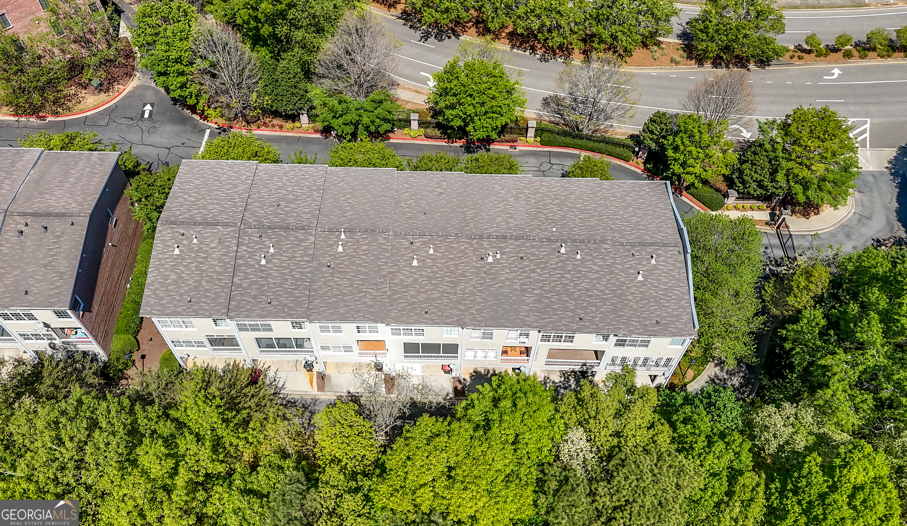 1063 NE Pearl Point Atlanta GA 30328