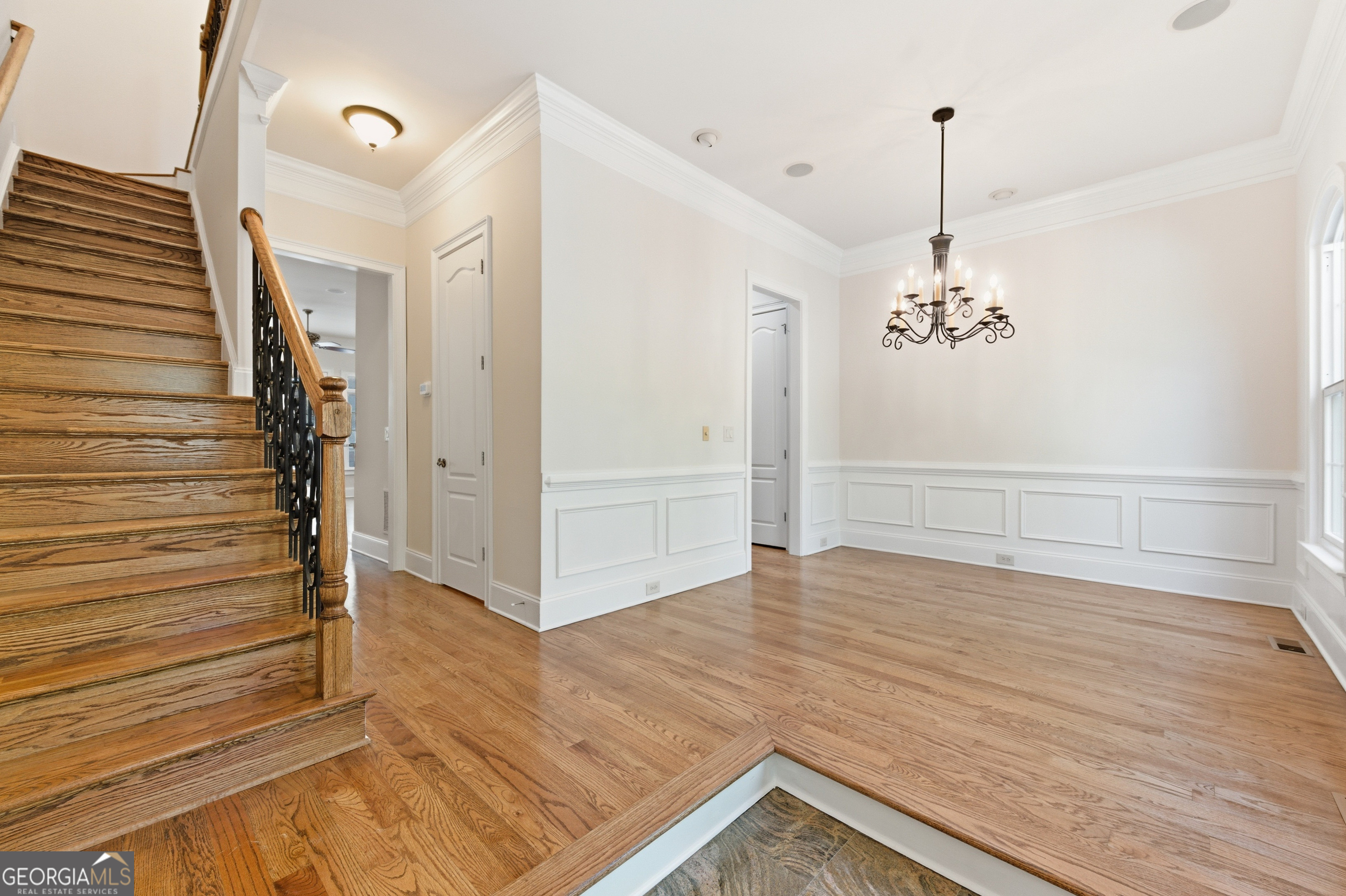 1063 NE Pearl Point Atlanta GA 30328