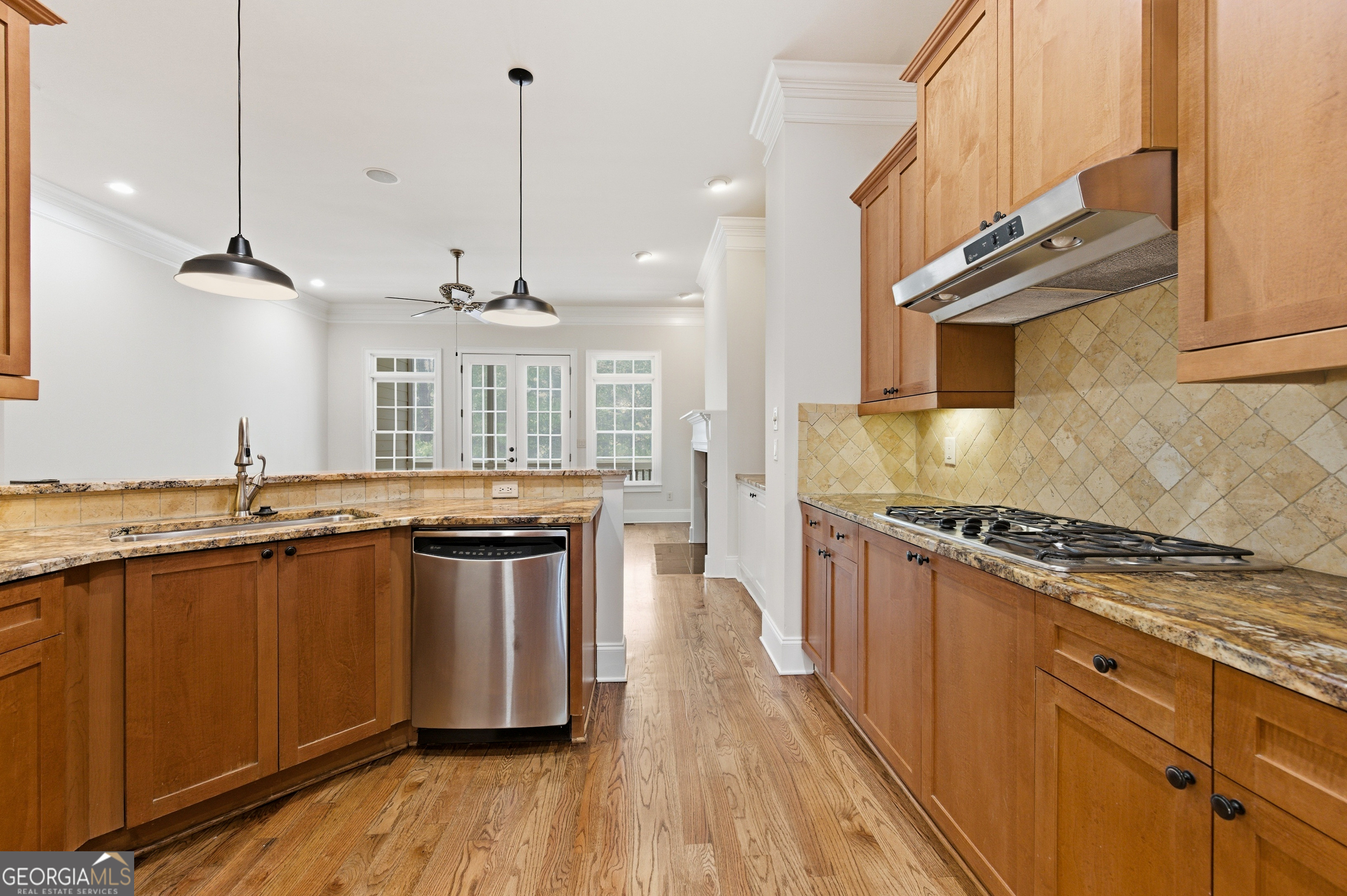 1063 NE Pearl Point Atlanta GA 30328