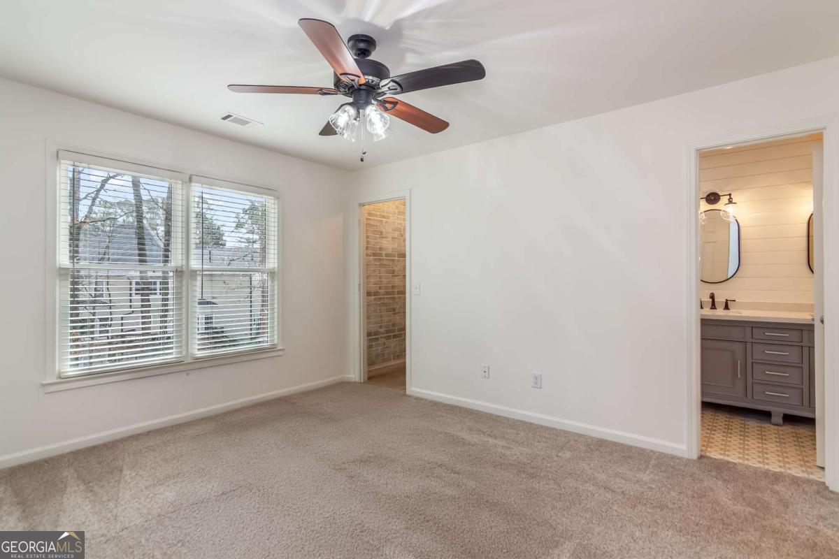 702 Greenway Trace Woodstock GA 30189