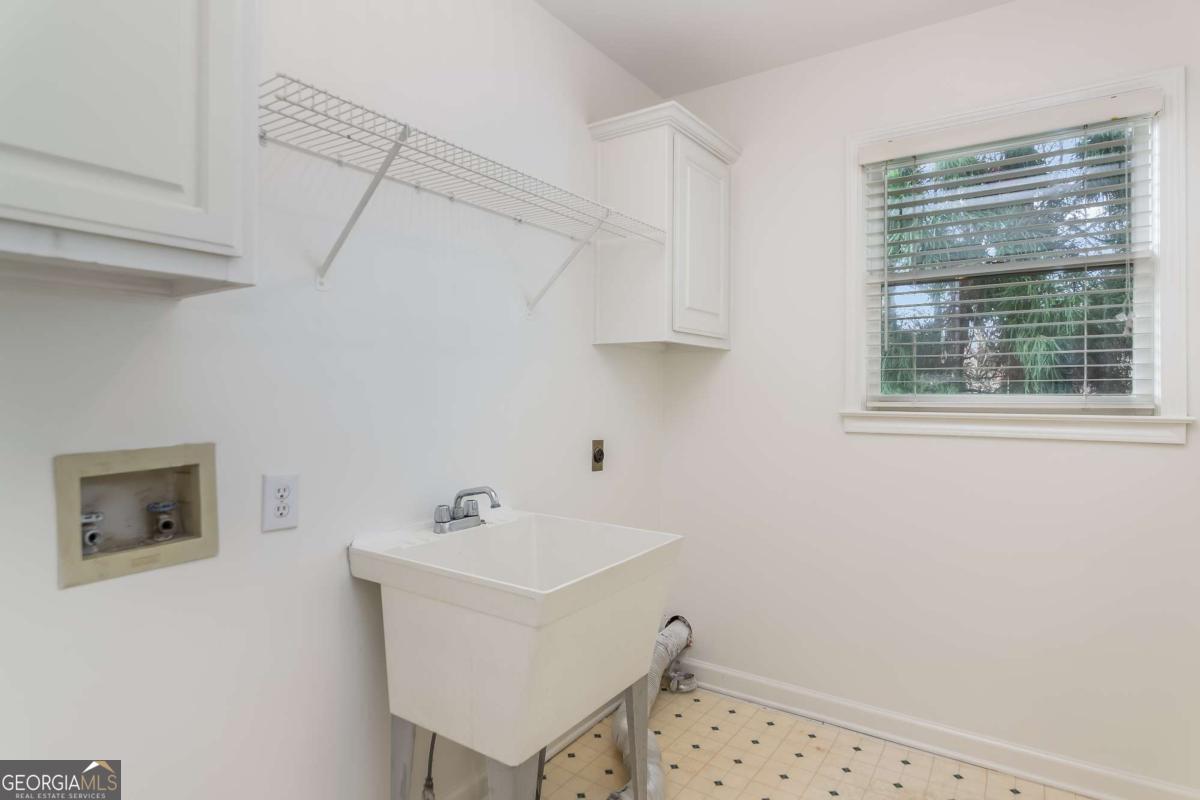 702 Greenway Trace Woodstock GA 30189