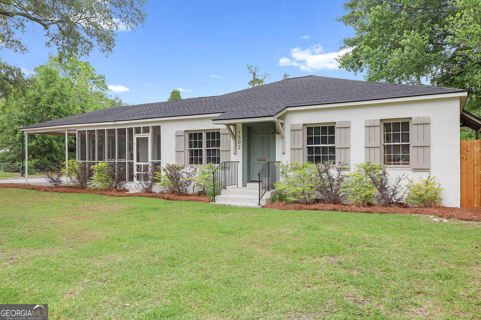 1302 E 53rd Street Savannah GA 31404