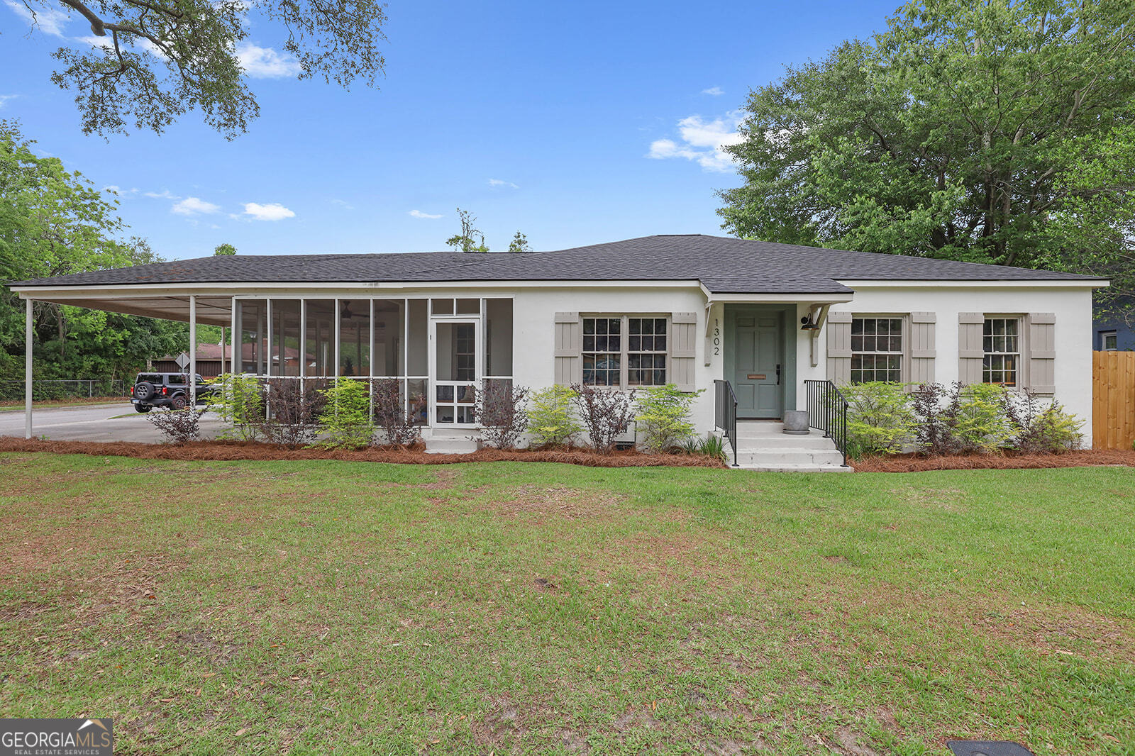 1302 E 53rd Street Savannah GA 31404