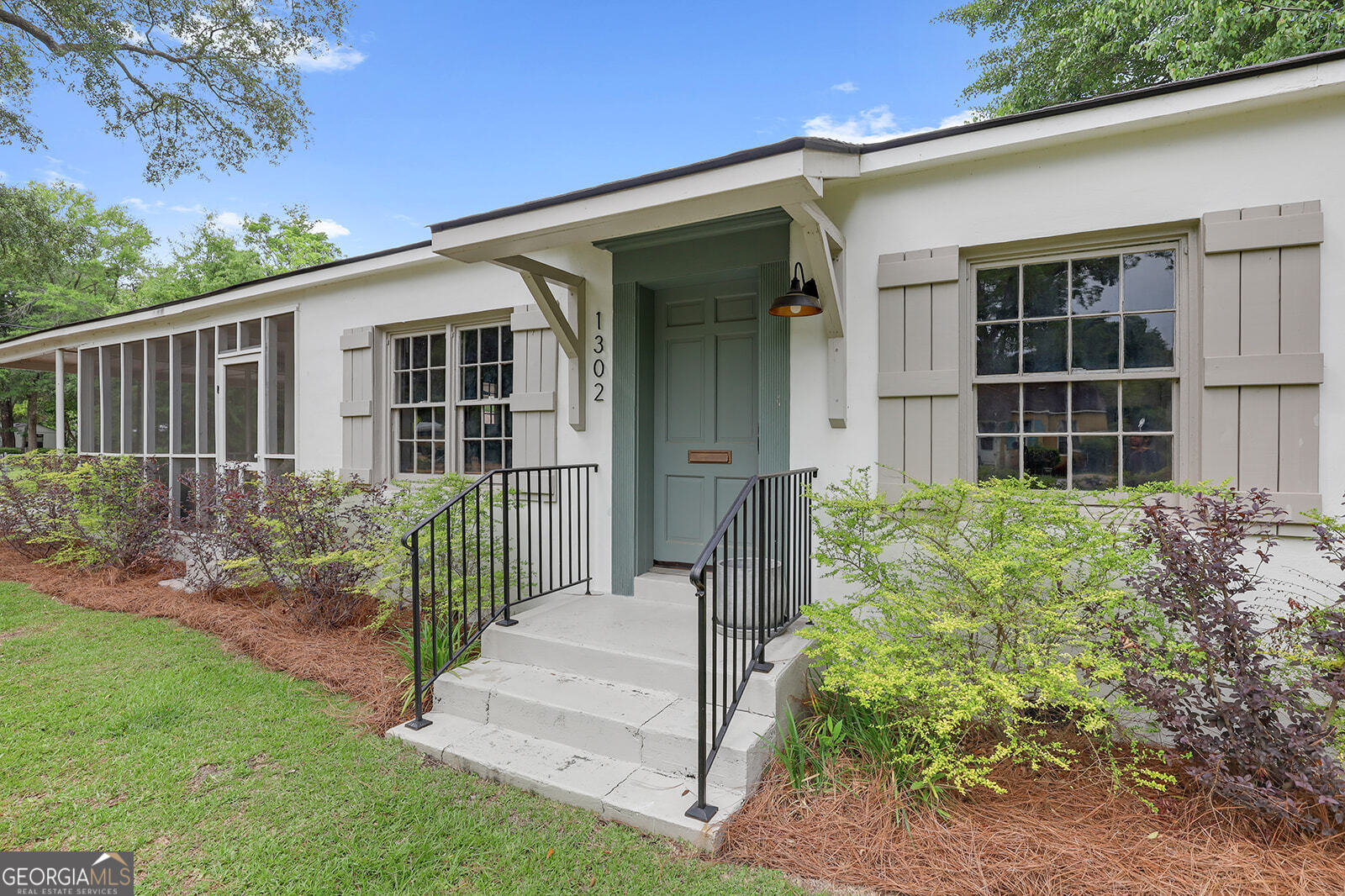 1302 E 53rd Street Savannah GA 31404