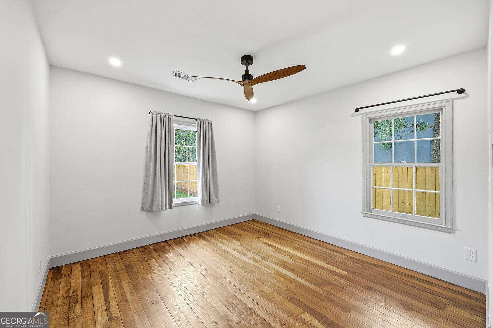 1302 E 53rd Street Savannah GA 31404
