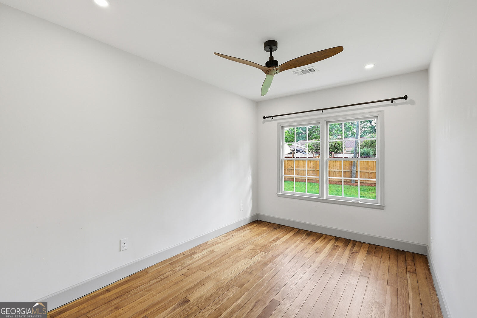 1302 E 53rd Street Savannah GA 31404