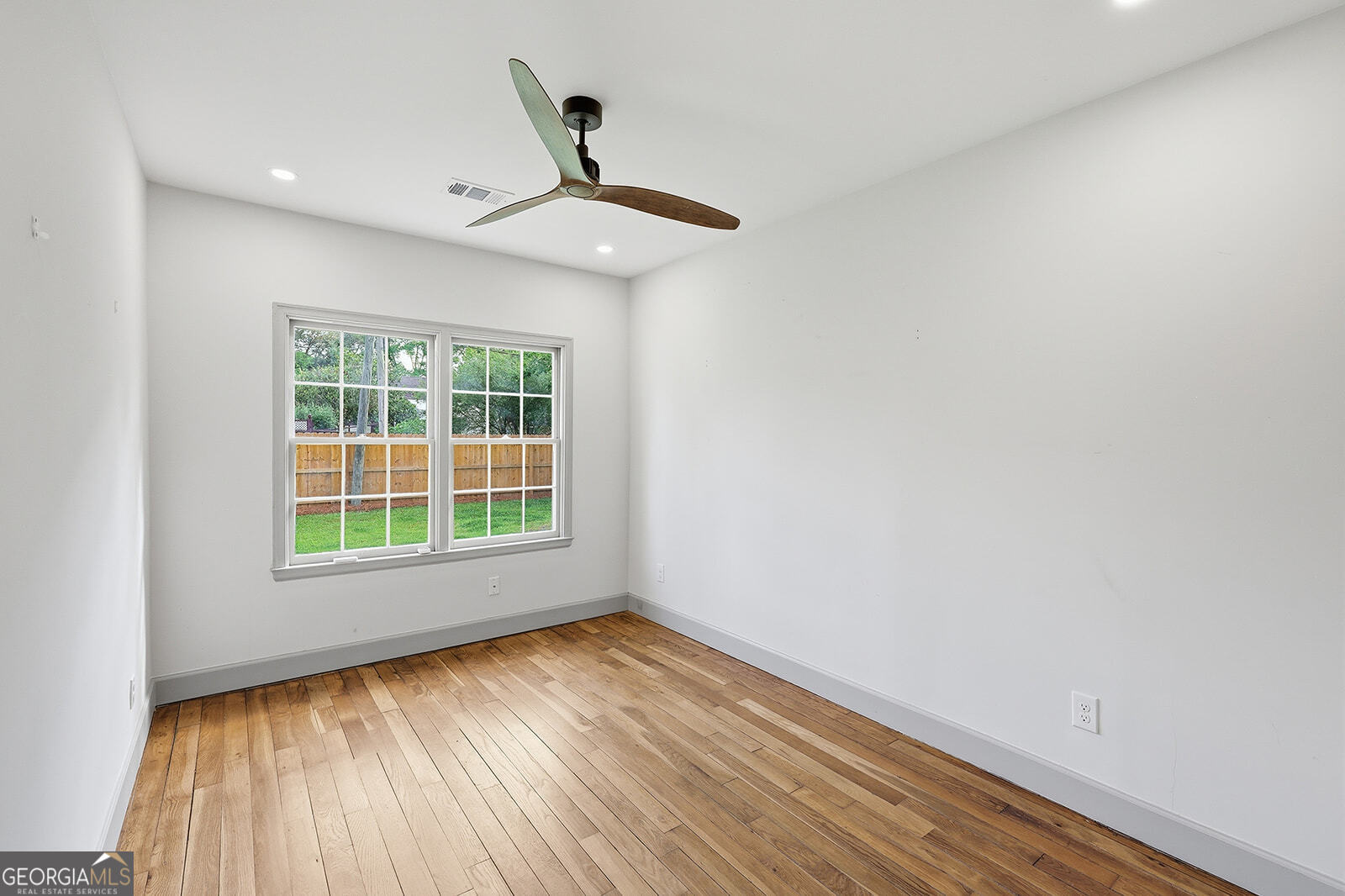 1302 E 53rd Street Savannah GA 31404