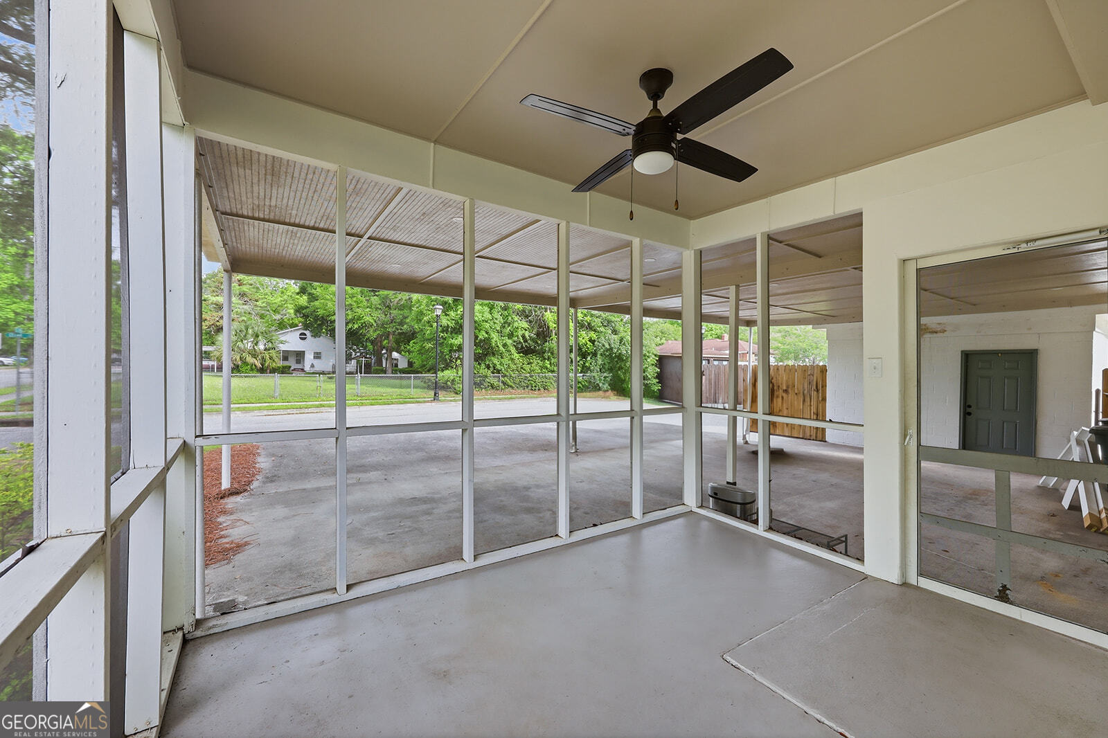 1302 E 53rd Street Savannah GA 31404