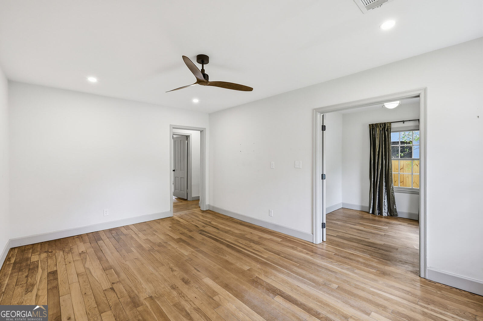 1302 E 53rd Street Savannah GA 31404