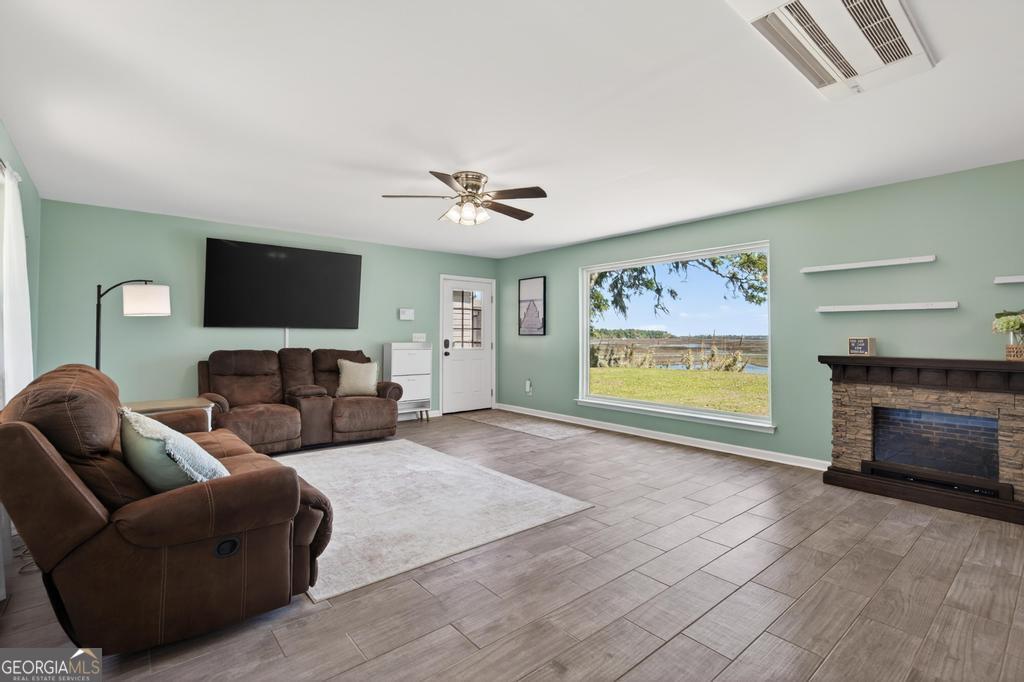 5640 Harrietts Bluff Road Woodbine GA 31569
