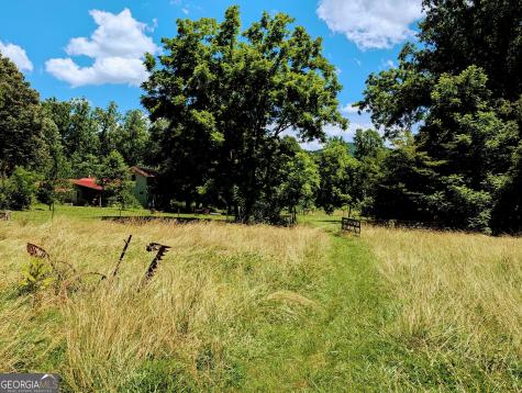 169 E Vineyard Road Hayesville NC 28904