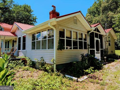 169 E Vineyard Road Hayesville NC 28904