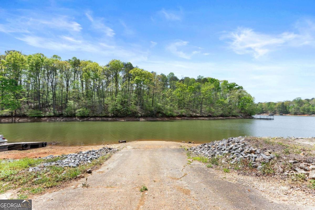 5652 Alligator Alley Gainesville GA 30506