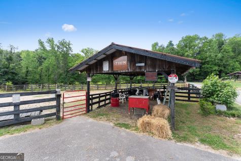 91 Magnificent Way Cleveland GA 30528