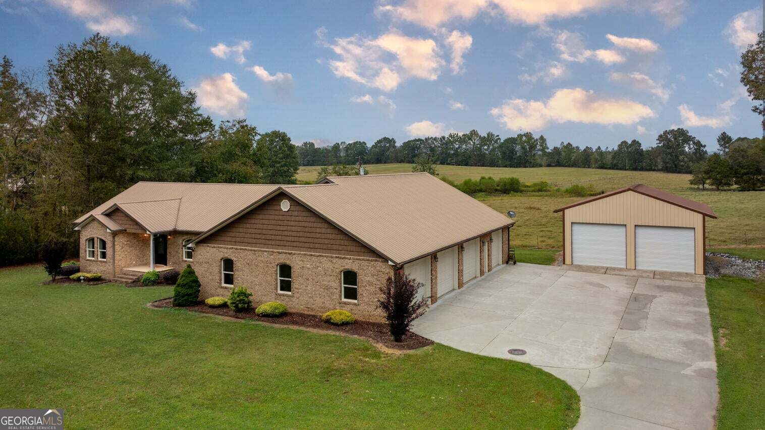 1503 Taliaferro Springs Road Lyerly GA 30730