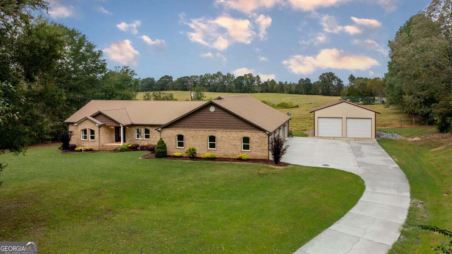 1503 Taliaferro Springs Road Lyerly GA 30730