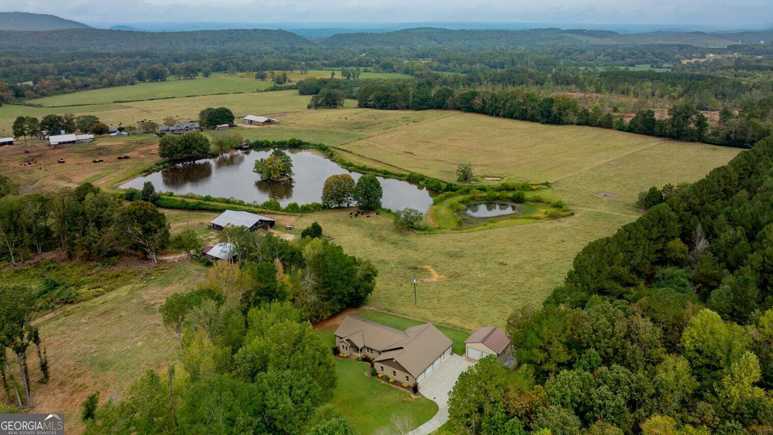 1503 Taliaferro Springs Road Lyerly GA 30730