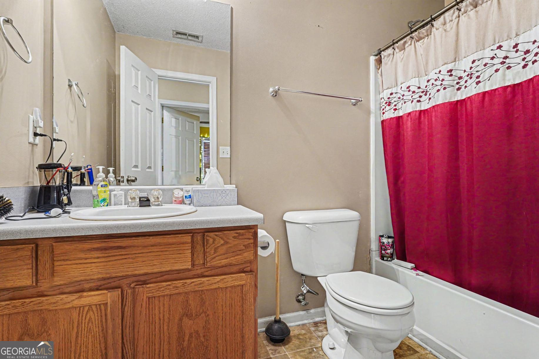 200 Treetop Drive Hampton GA 30228
