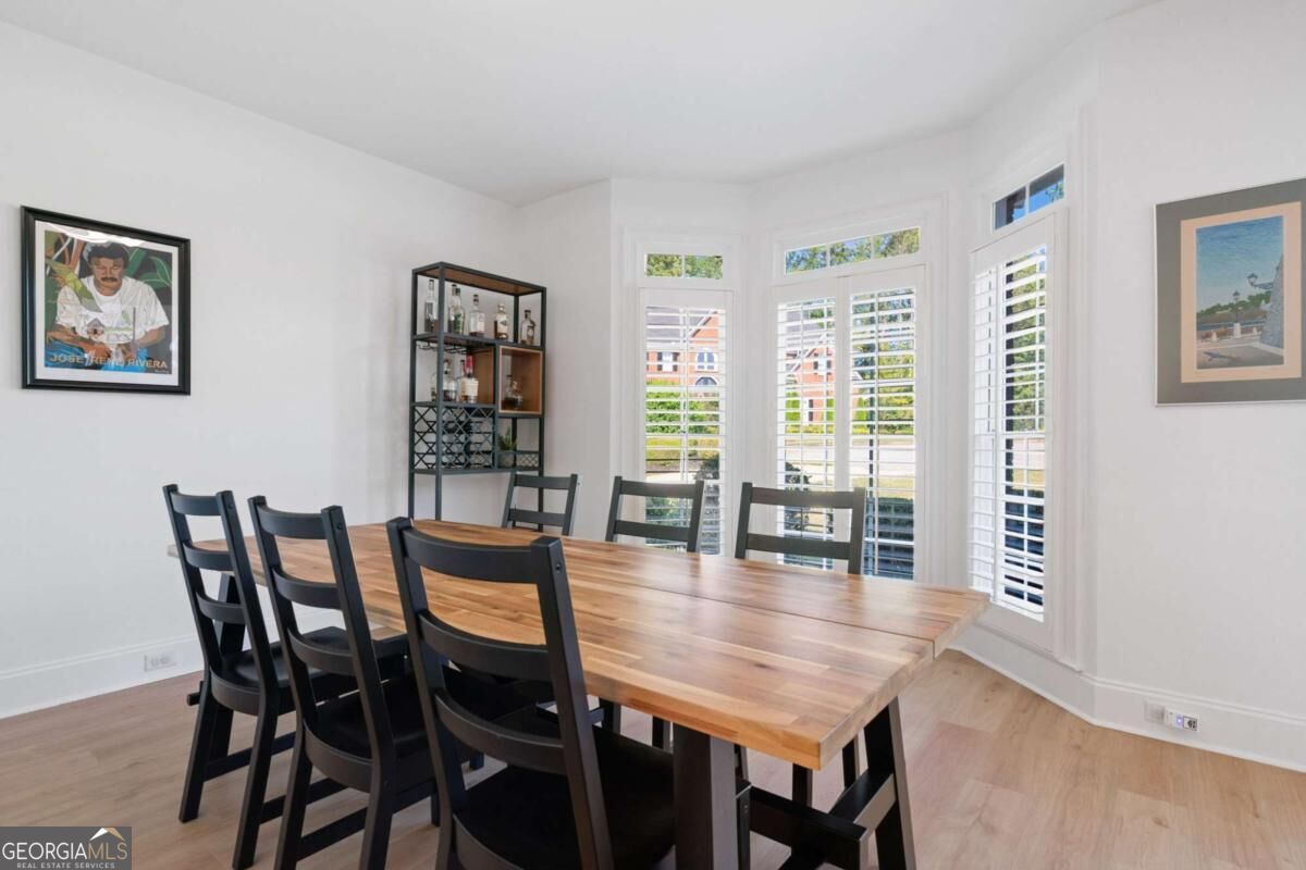 305 Ivy Brook Court Alpharetta GA 30004