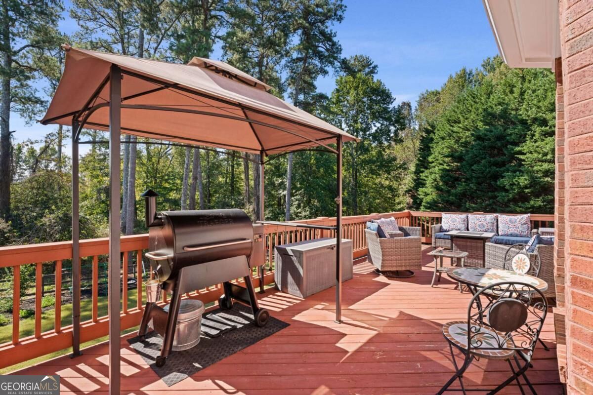 305 Ivy Brook Court Alpharetta GA 30004