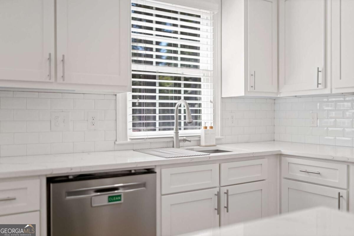 305 Ivy Brook Court Alpharetta GA 30004