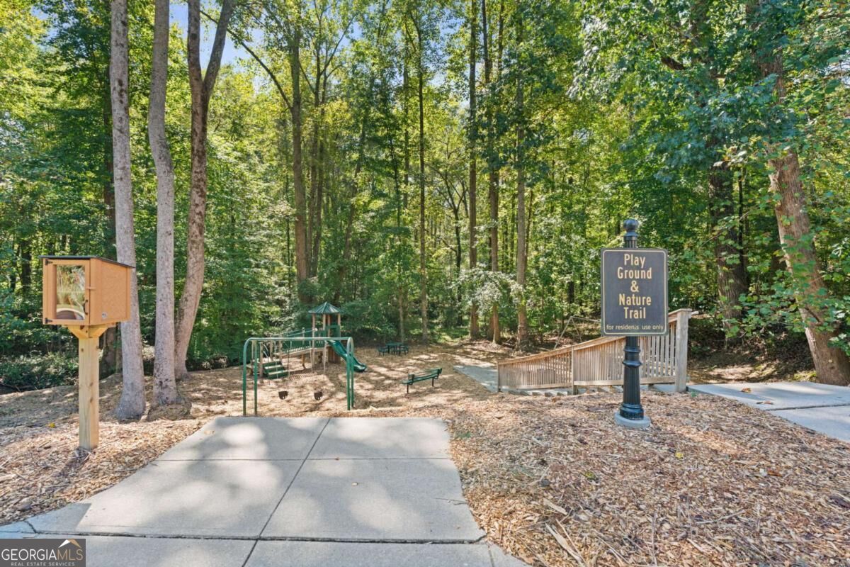 305 Ivy Brook Court Alpharetta GA 30004