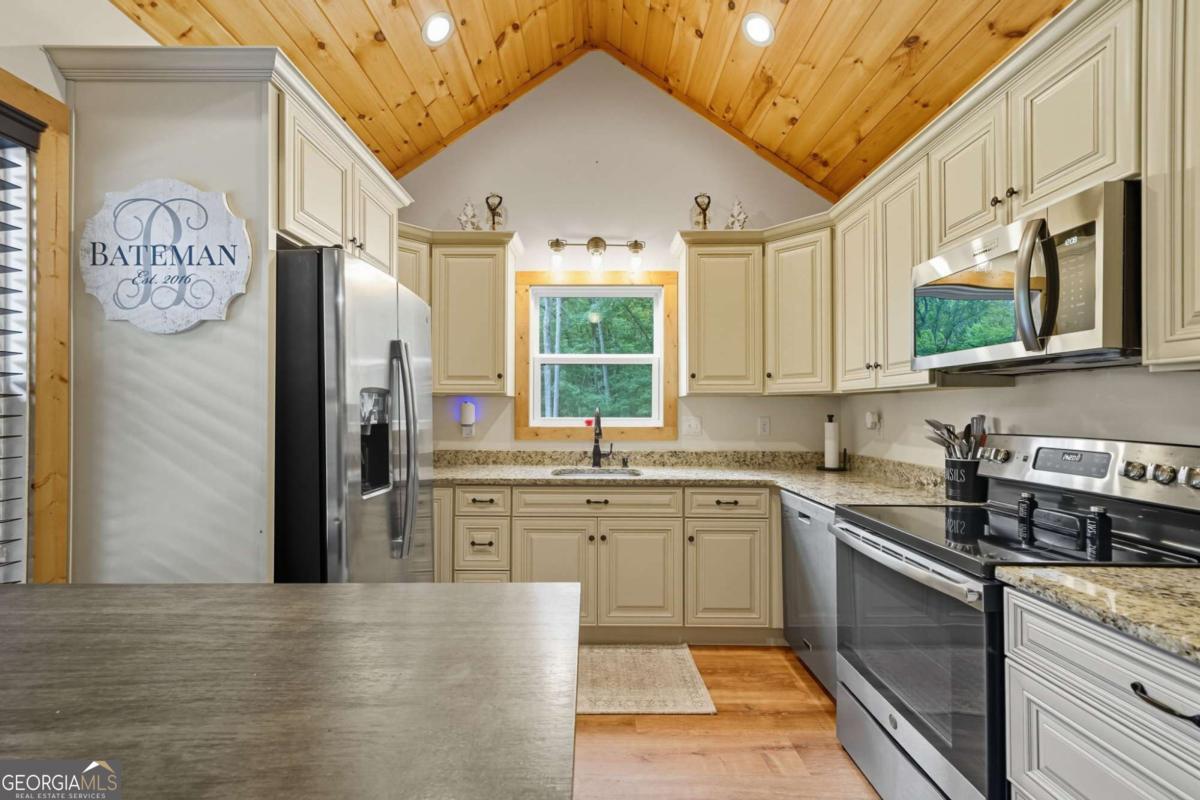 415 Woods Road Talking Rock GA 30175