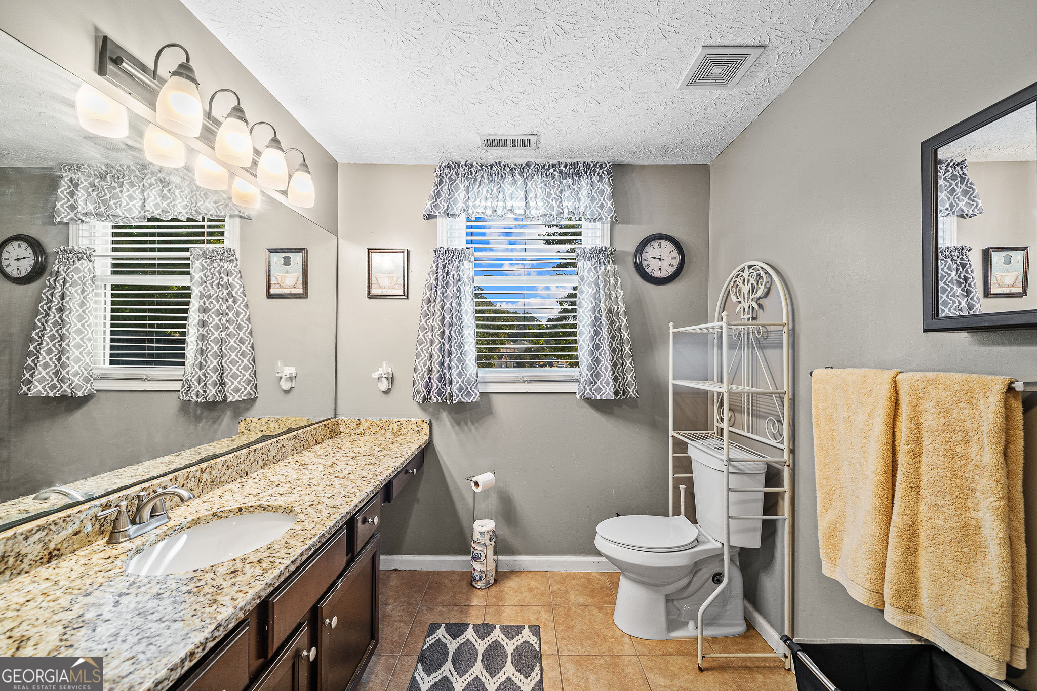 634 Shadowmoore Drive Riverdale GA 30274