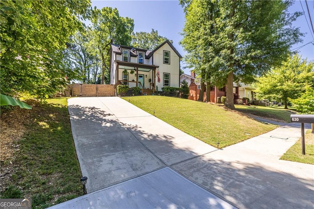 630 Willard Avenue Atlanta GA 30310