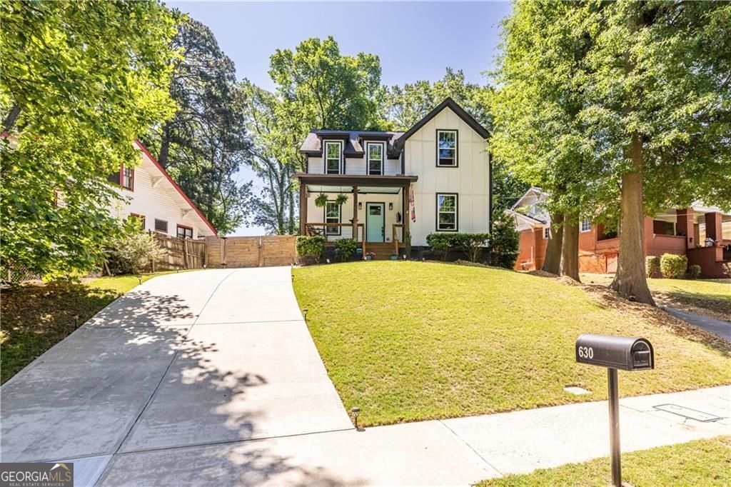 630 Willard Avenue Atlanta GA 30310