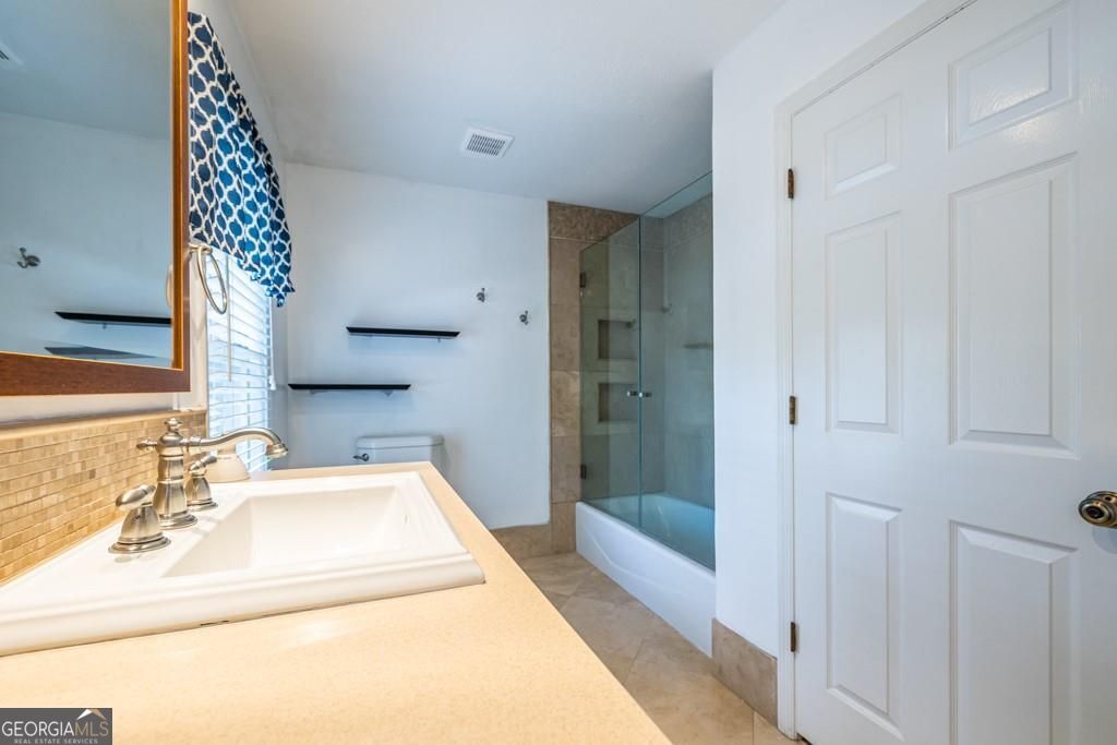 5 Plantation Drive NE Atlanta GA 30324