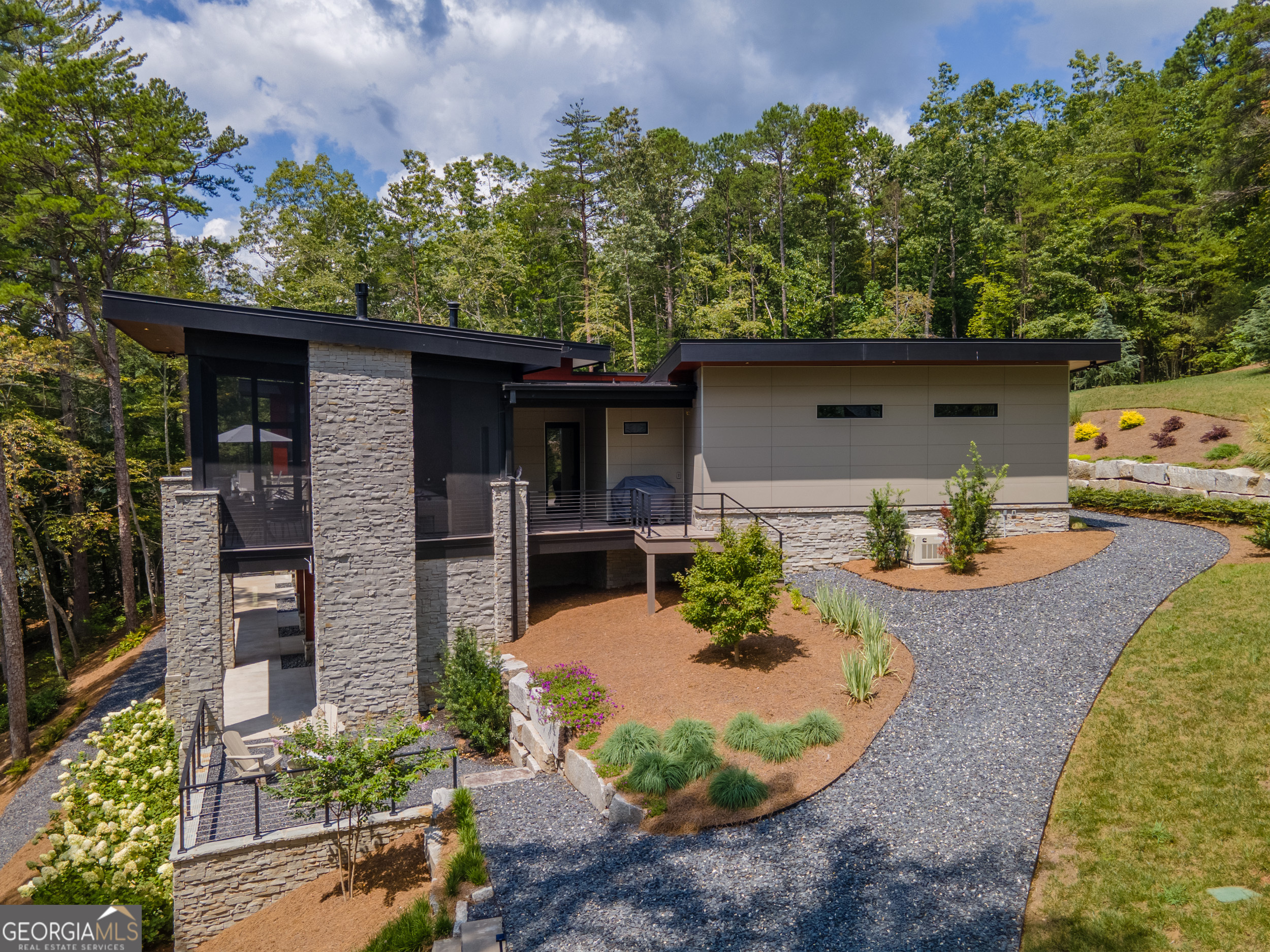 565 Wildflower Circle Clarkesville GA 30523