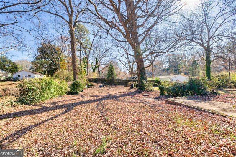 2506 Maple Street East Point GA 30344