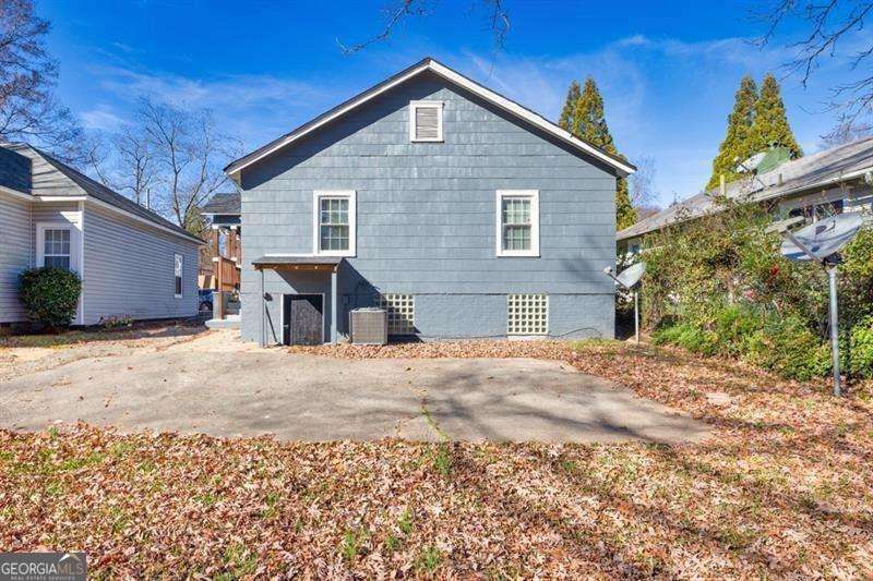 2506 Maple Street East Point GA 30344