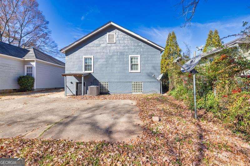 2506 Maple Street East Point GA 30344