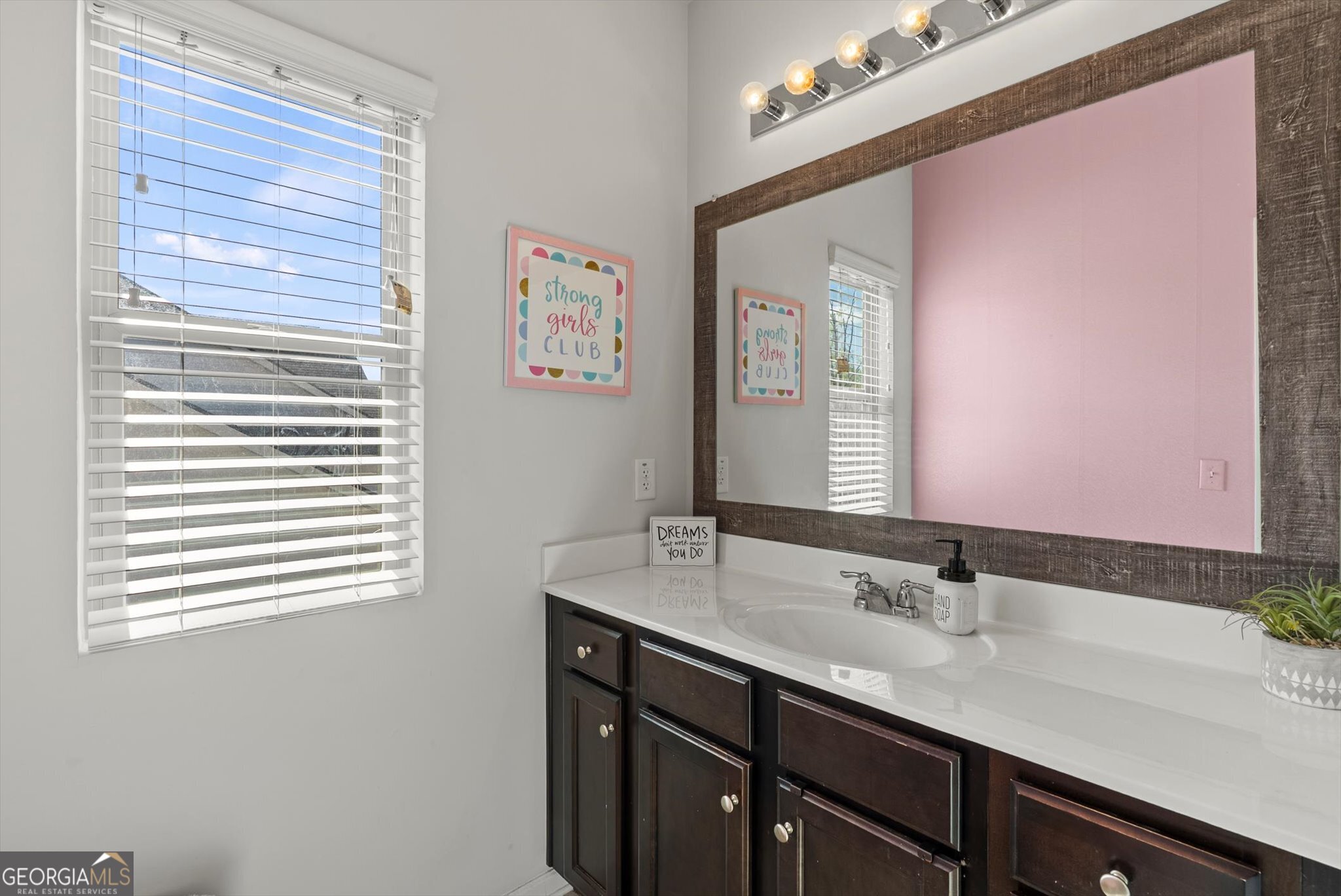 7378 Embassy Trace Riverdale GA 30296
