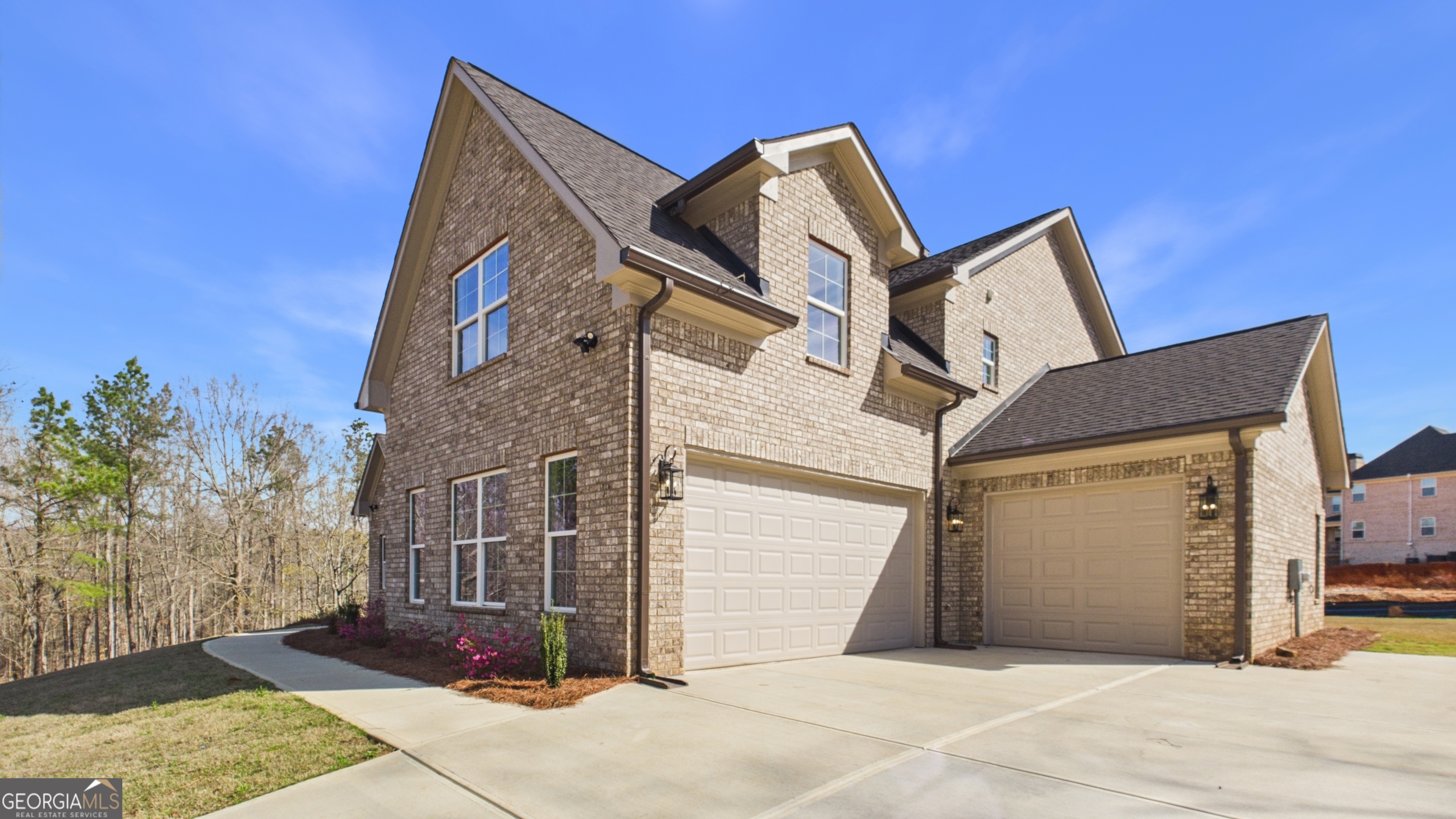 106 Neal Point Atlanta GA 30349