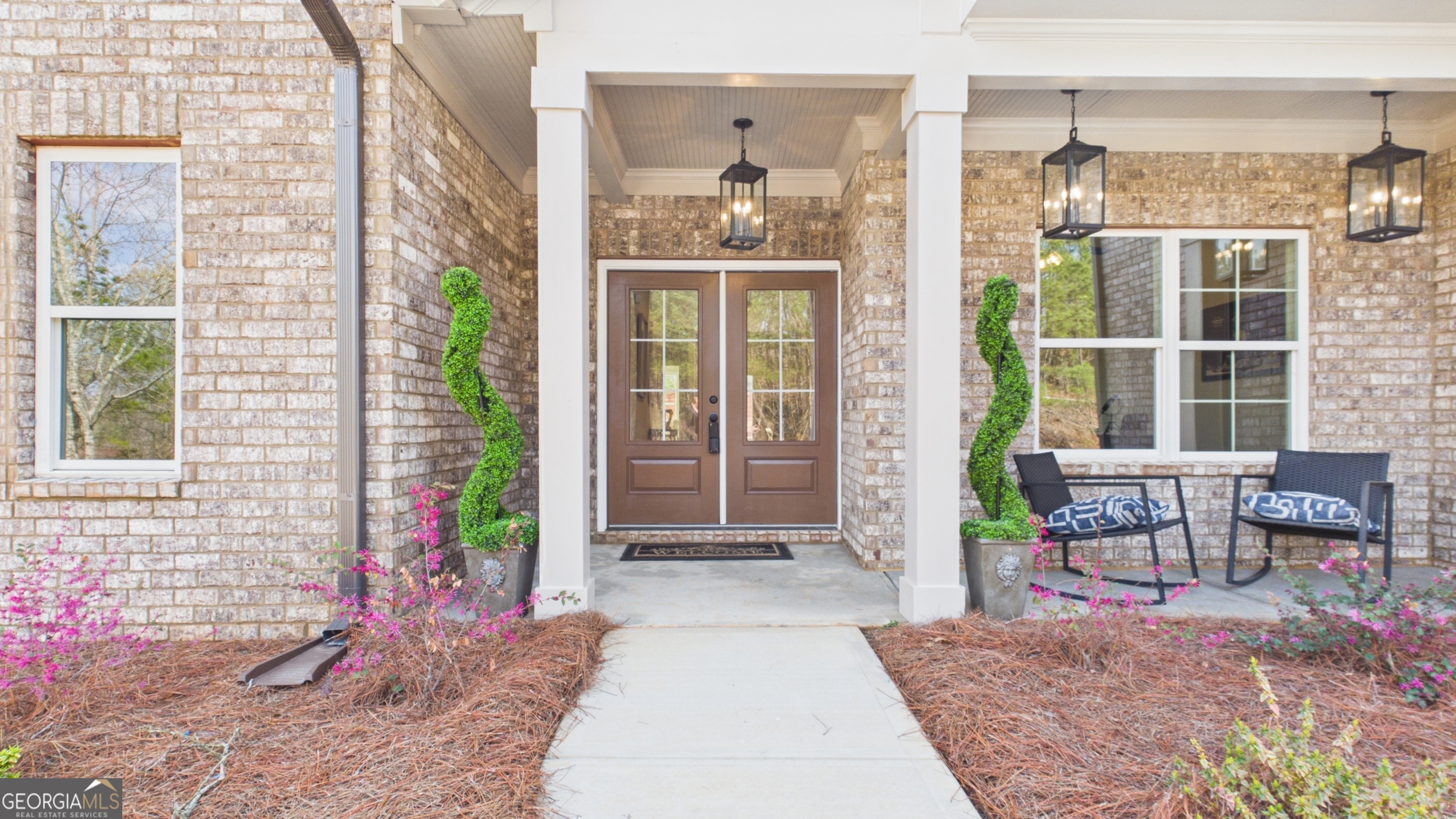106 Neal Point Atlanta GA 30349