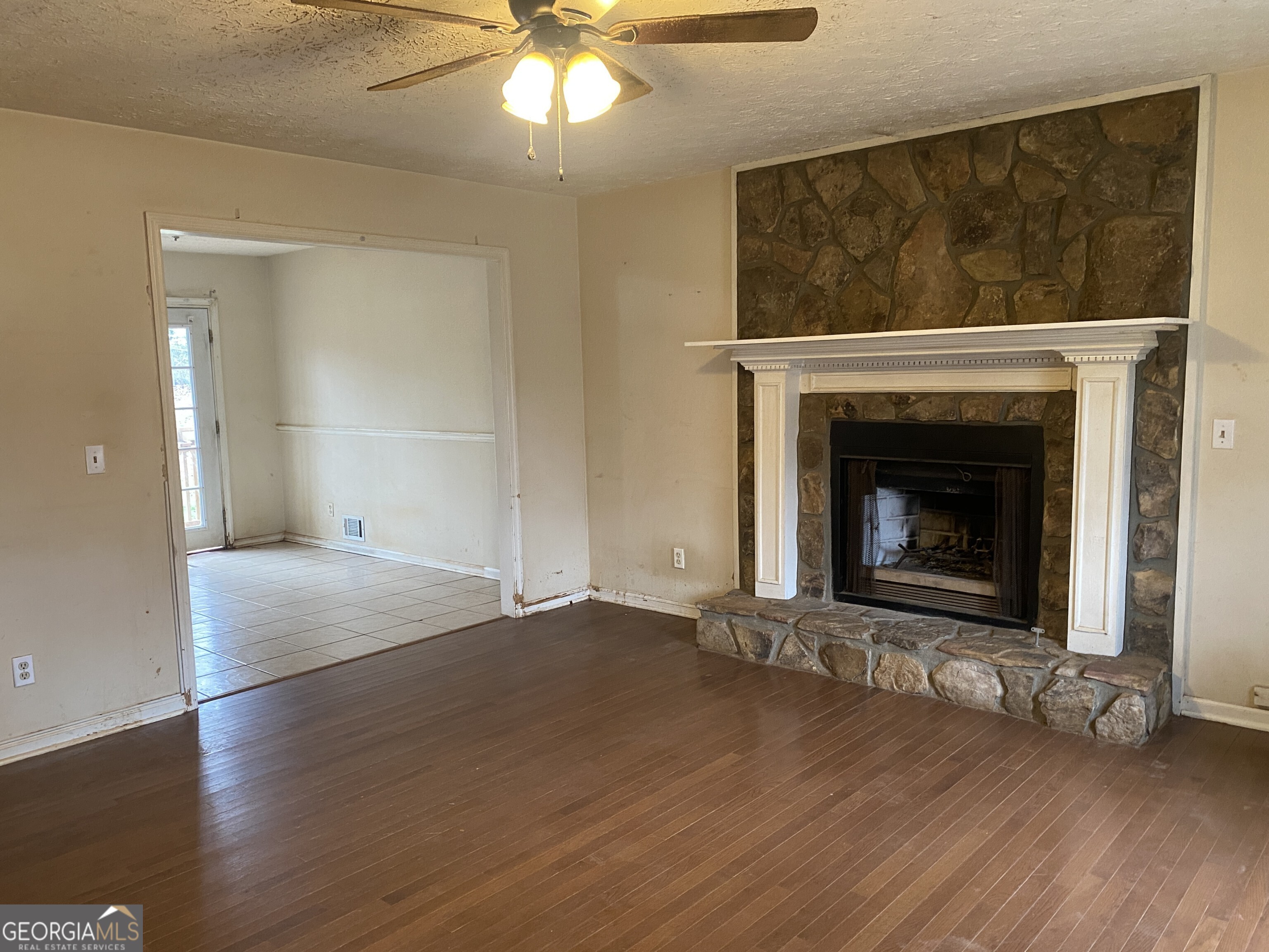 2509 New Mill Court Acworth GA 30102