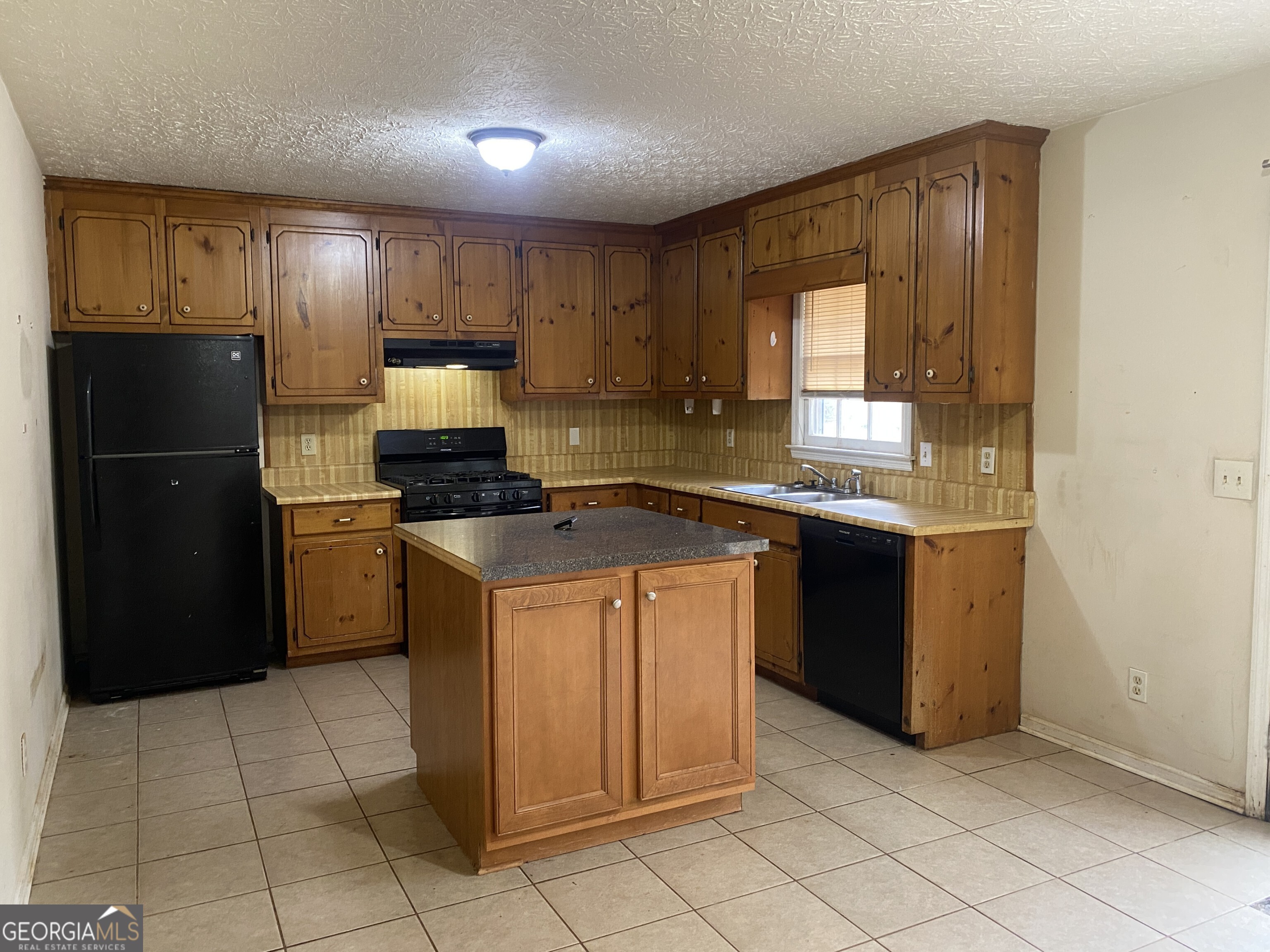 2509 New Mill Court Acworth GA 30102