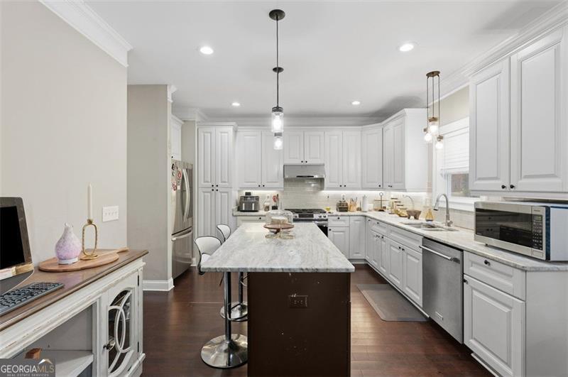 6 Creekside Bluff Hiram GA 30141