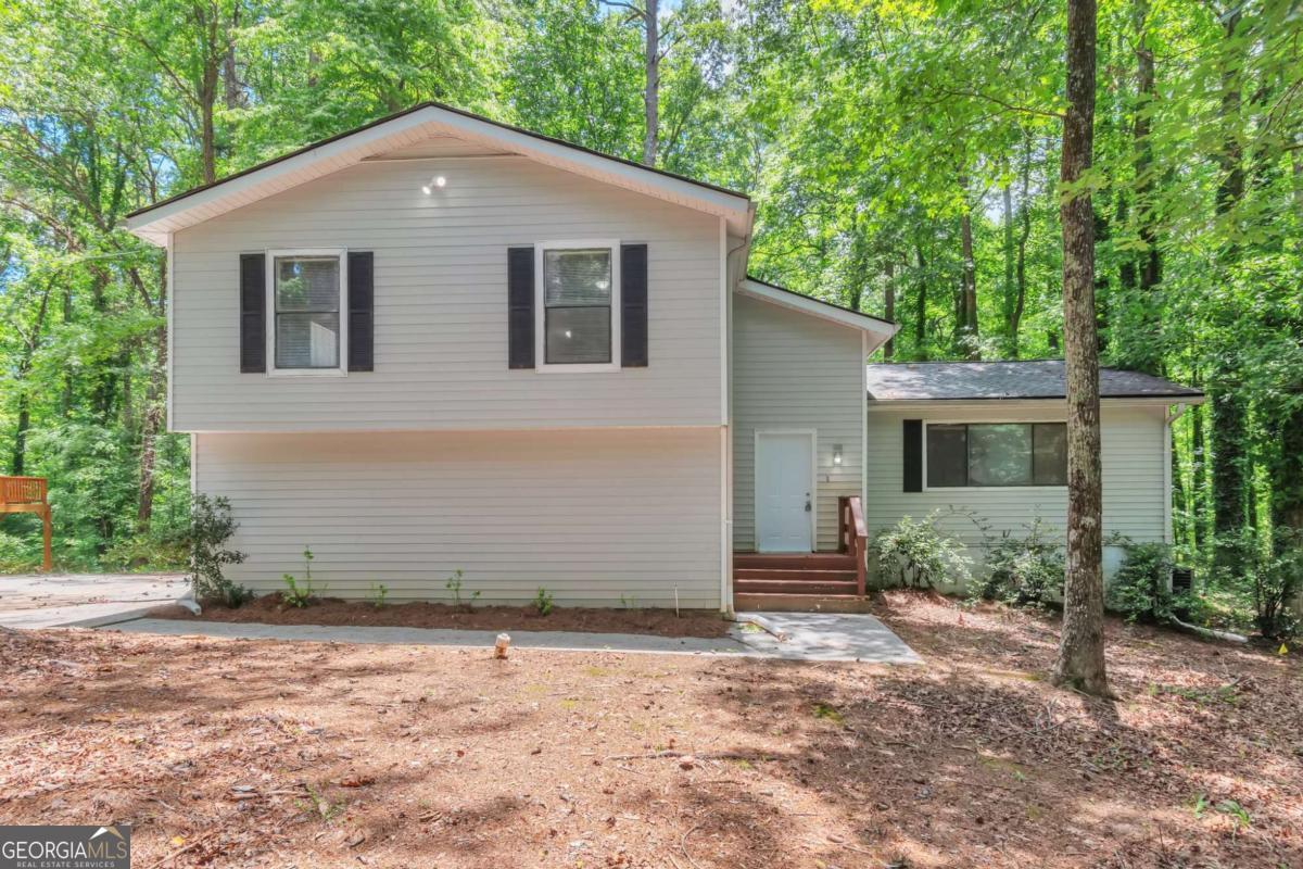5215 Mainstreet Park Drive Stone Mountain GA 30088