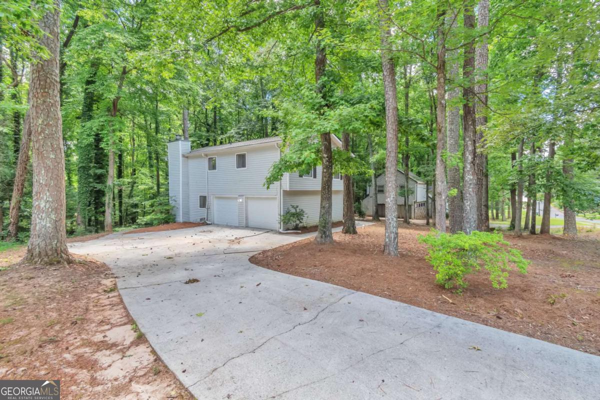 5215 Mainstreet Park Drive Stone Mountain GA 30088
