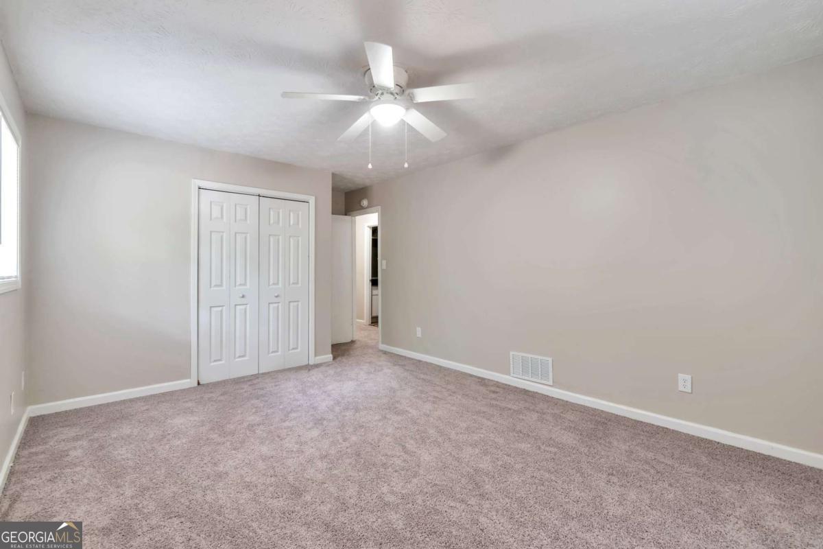 5215 Mainstreet Park Drive Stone Mountain GA 30088