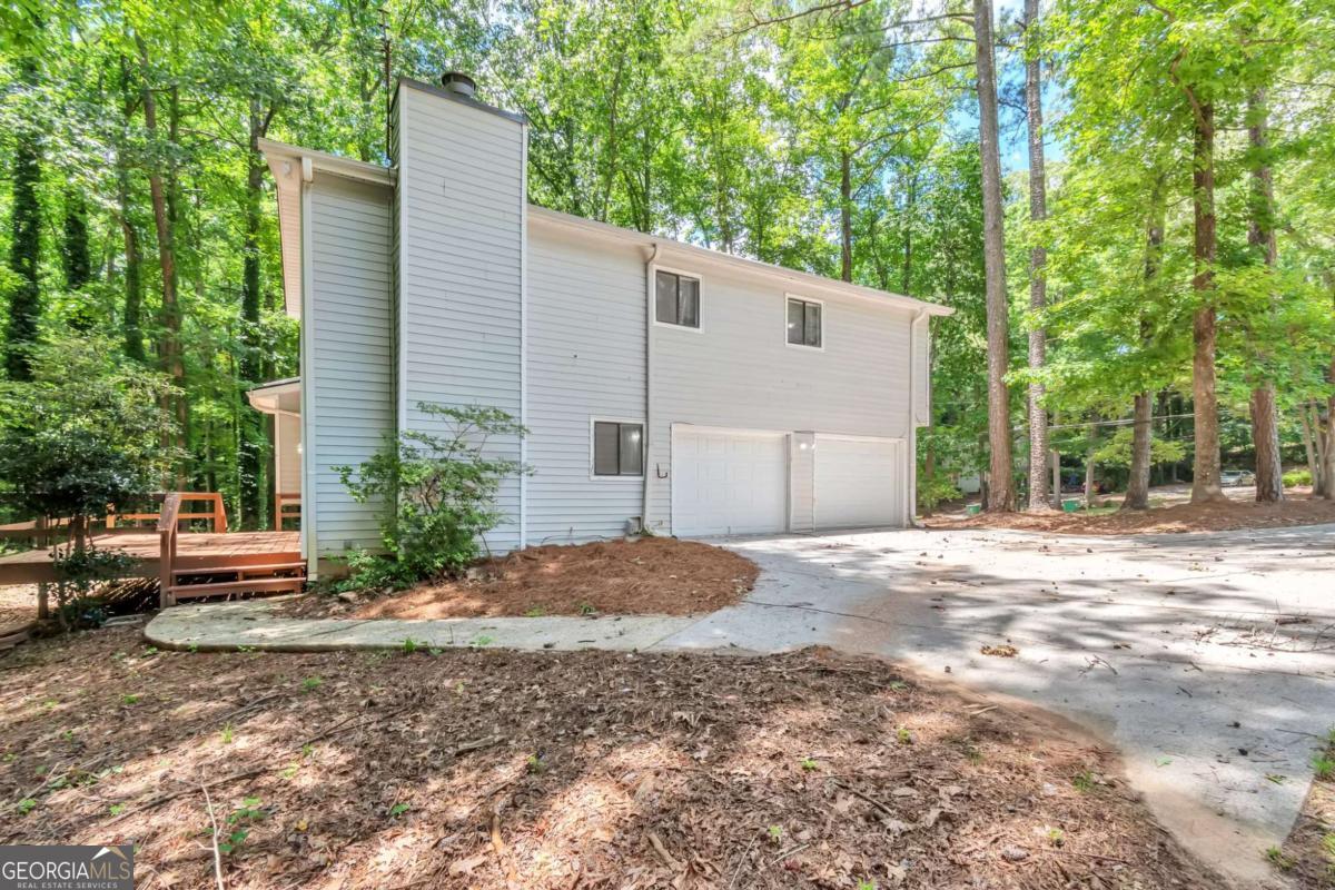 5215 Mainstreet Park Drive Stone Mountain GA 30088