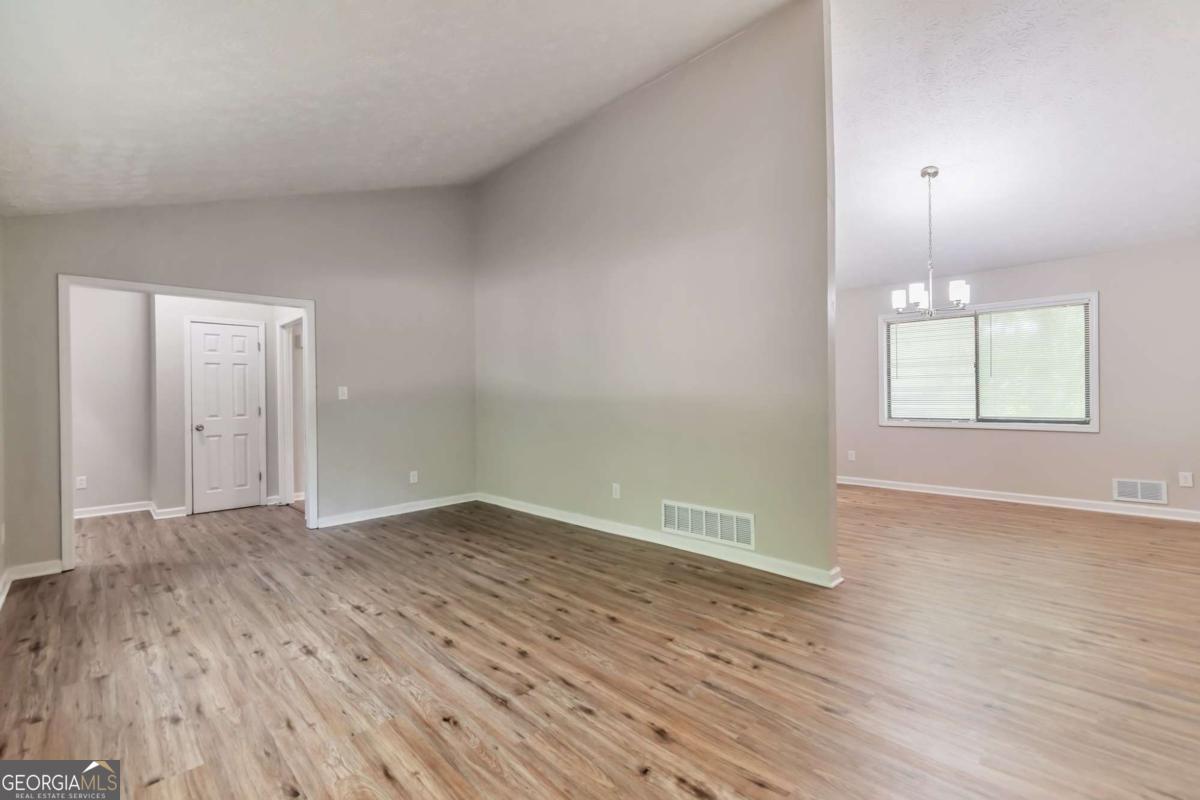 5215 Mainstreet Park Drive Stone Mountain GA 30088