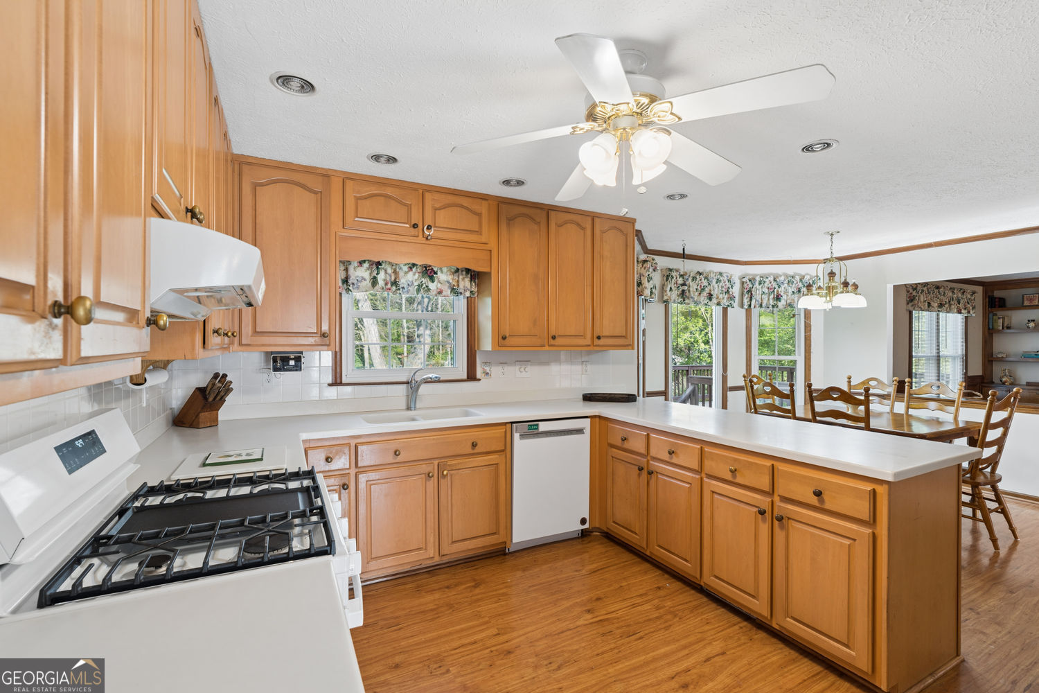 2931 Winding Circle SW Lilburn GA 30047
