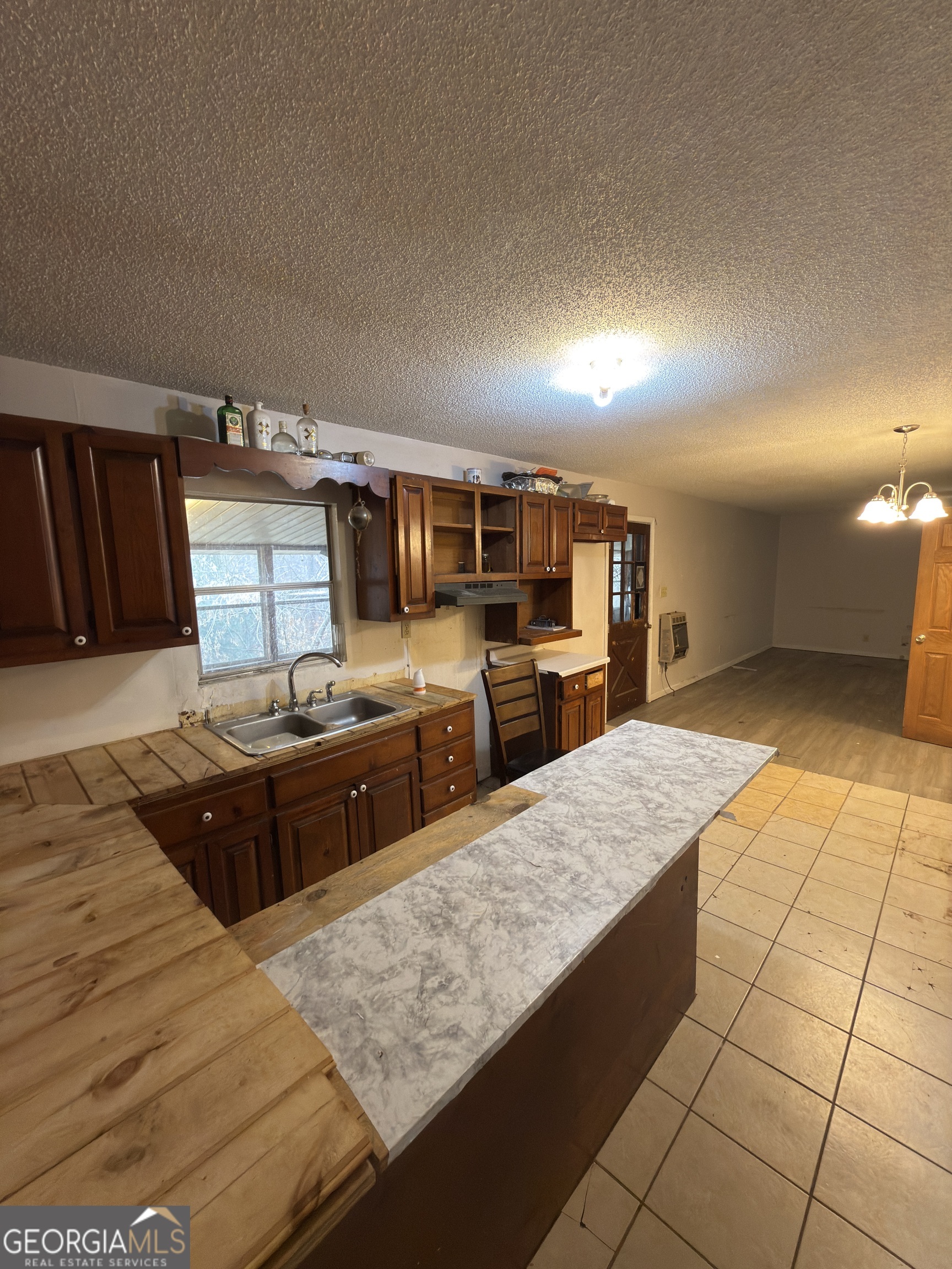 72 & 317 Ridgeview Lavonia GA 30553