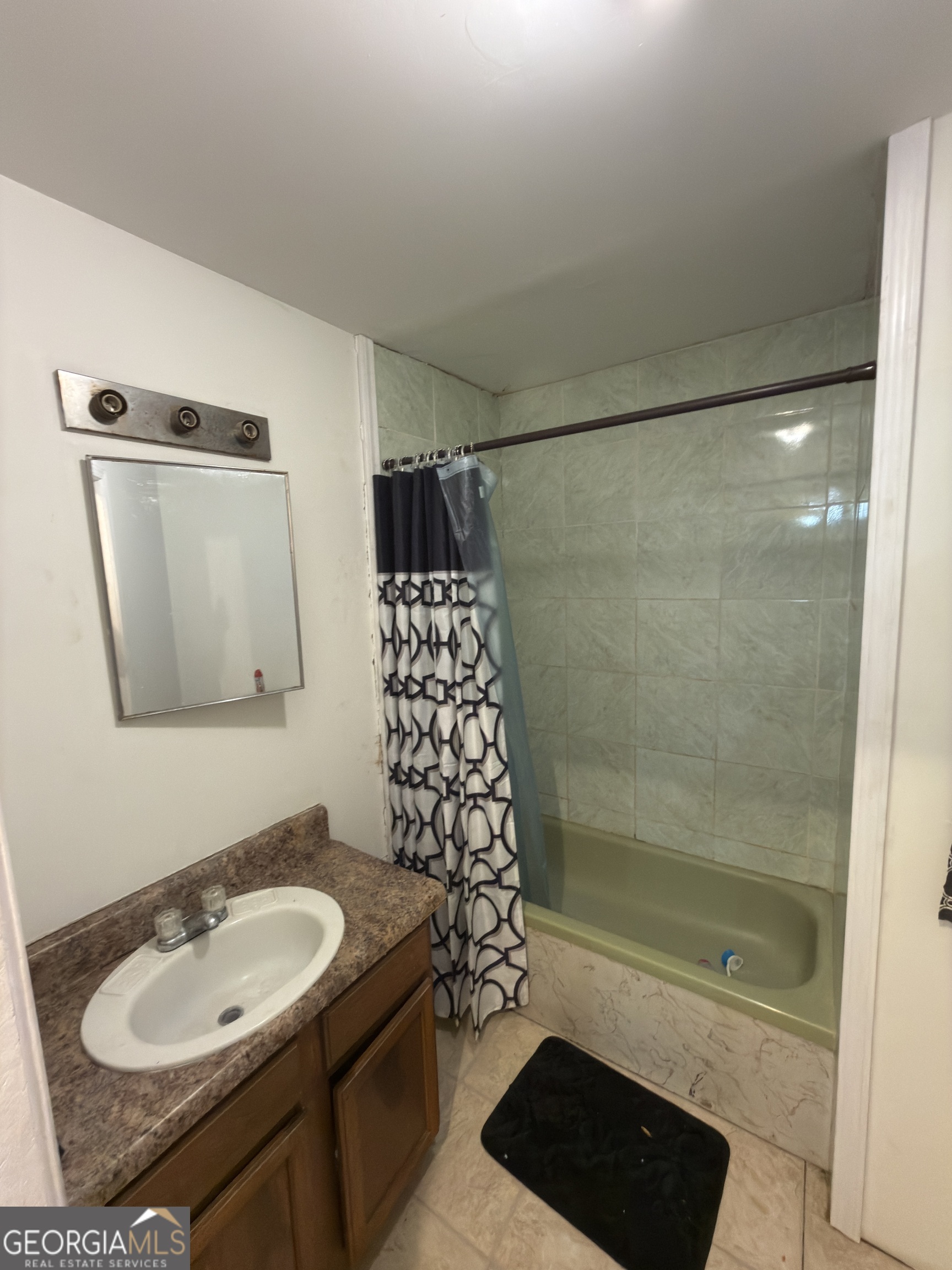 72 & 317 Ridgeview Lavonia GA 30553