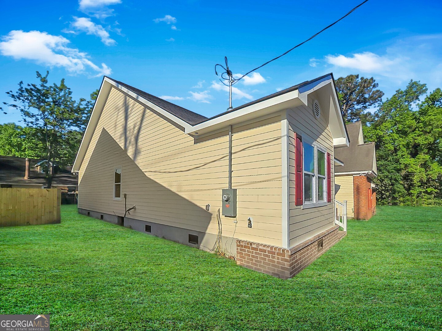 2003 Tuskegee Street Savannah GA 31405